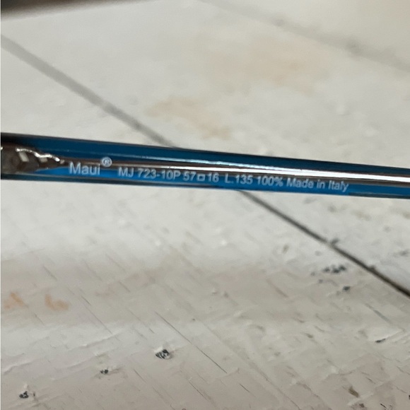 Maui Jim Ocean Sunglasses - Picture 8 of 8